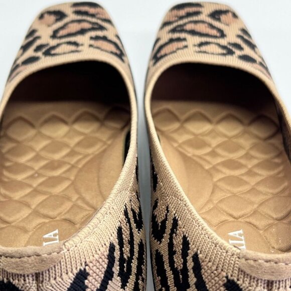 VIvala Square-Toe Wedge Margot Wedge Pro Size 7.5 (38.5) in Dark Leopard - Picture 13 of 13